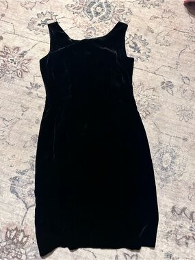 Spiegel Black Velvet Sleeveless Mini Dress